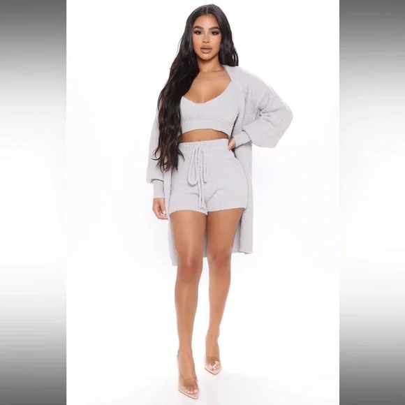 Fashion Nova Living In It Cozy 3-Piece Short Set - Heather Grey XS - NWT - Picture 3 of 8